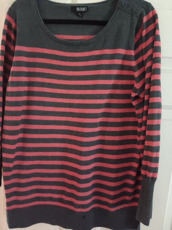 a.n.a Sweaters - Pullover shirt
